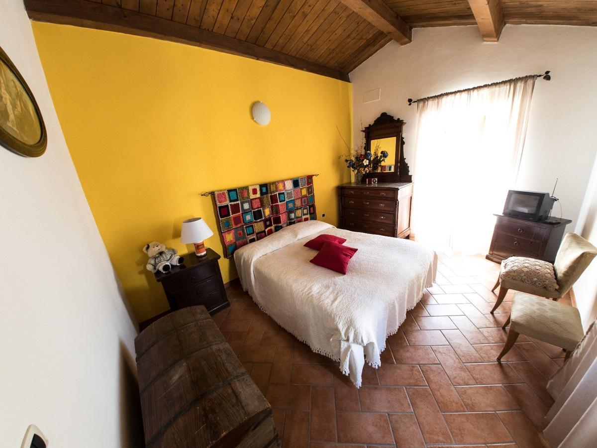 Casa Di Mamma Casa Vacanze Genga  Exteriör bild